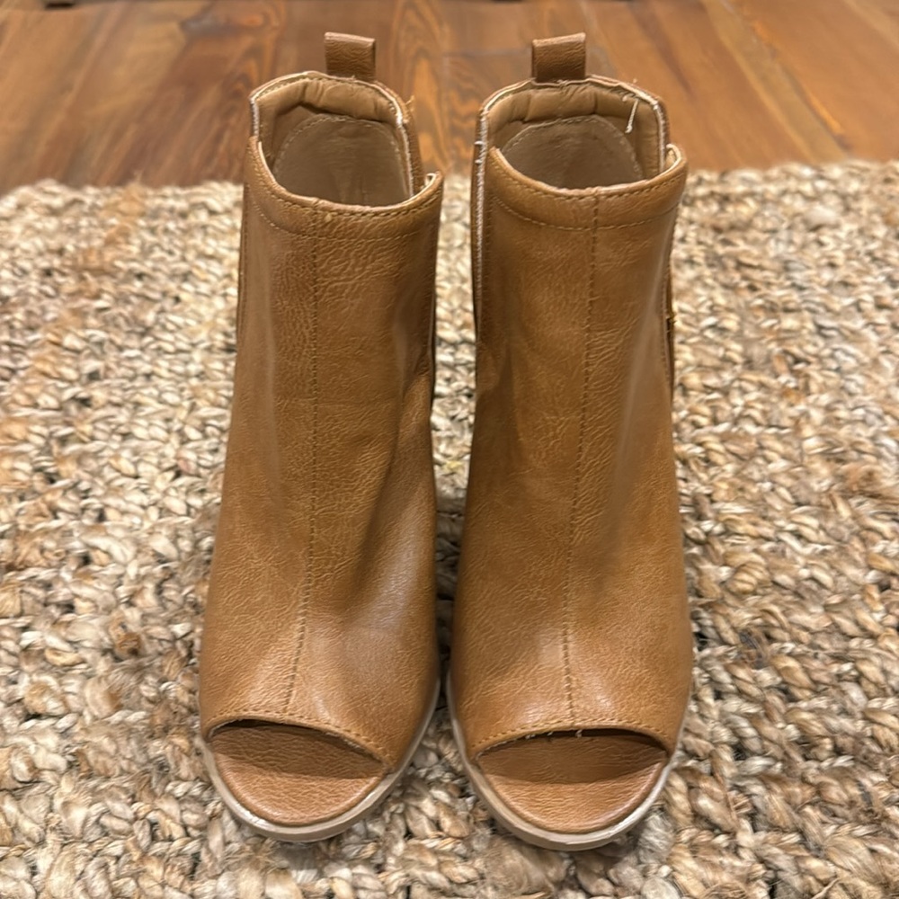 Qupid Bootie - image 2